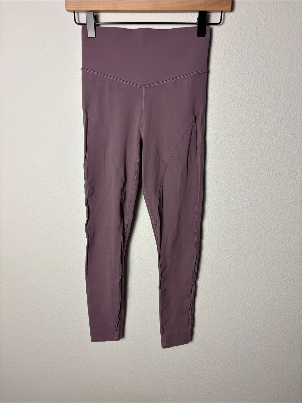 Athleta Formation 7/8 Tight Volcanic Violet - Picture 1 of 4